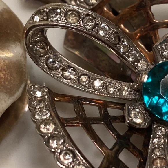 Sterling Mazer bracelet w/green rhinestone in center of flower 6 3/4” Vintage - Picture 5 of 17